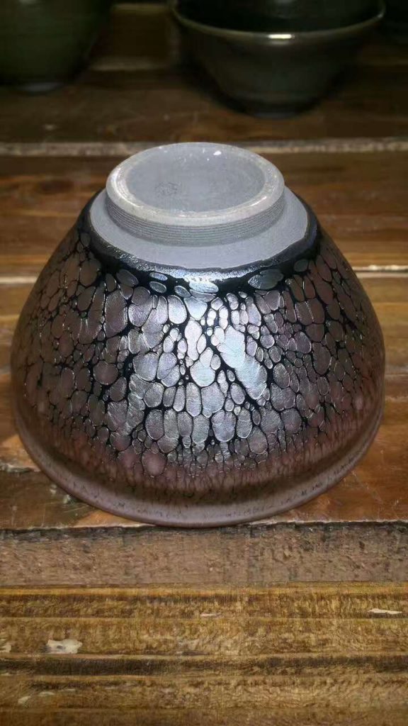 邱華忠 釉色古樸典雅 層次分明 口徑9高5.5 斑紋分布均勻 品相美！