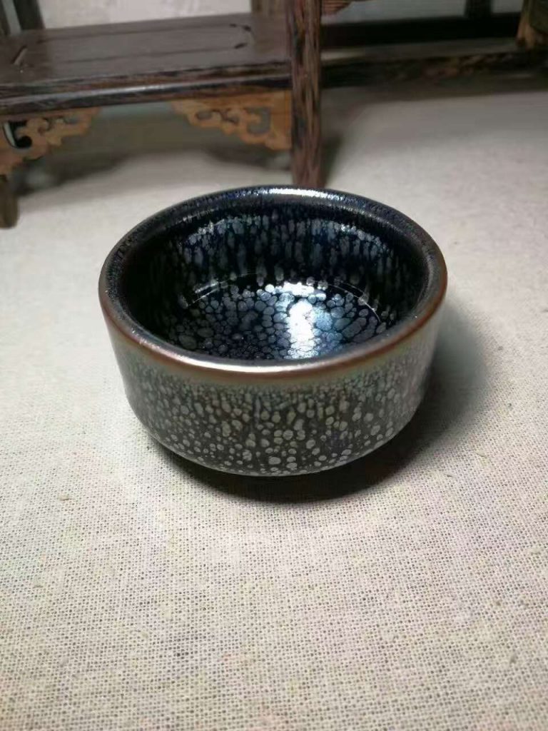 繆興洲小平口油滴：口6.5高4