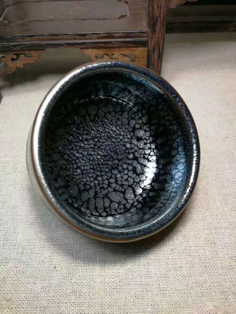 繆興洲小平口油滴：口6.5高4