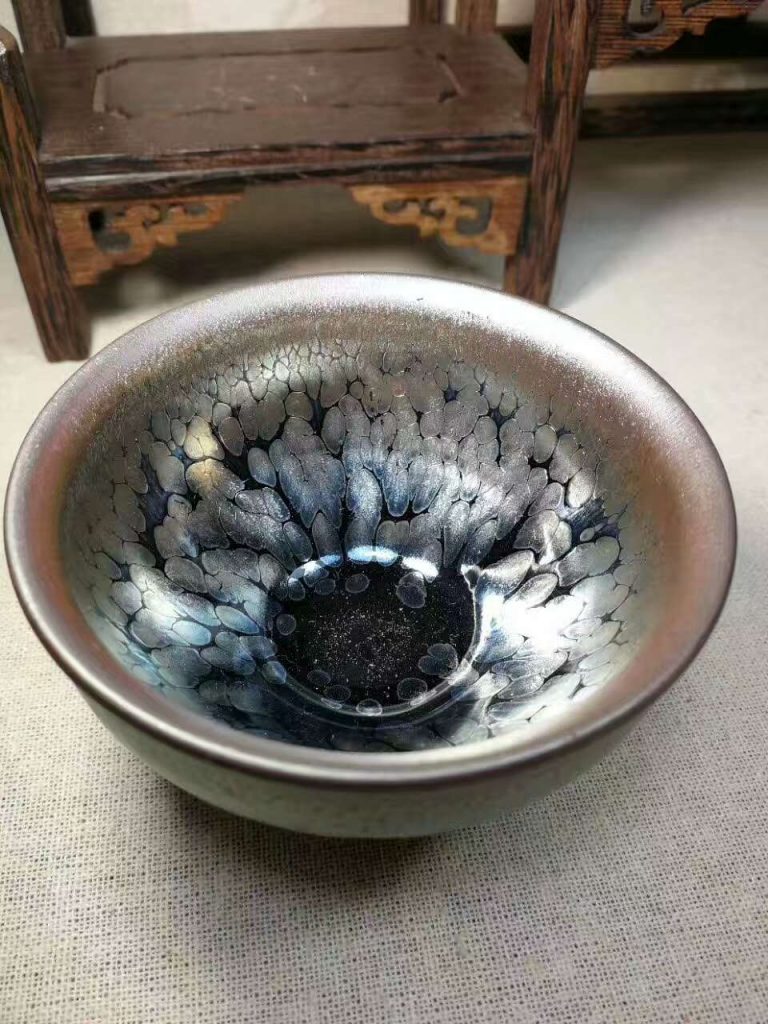 徐峰束口油滴：口8.3高5.3