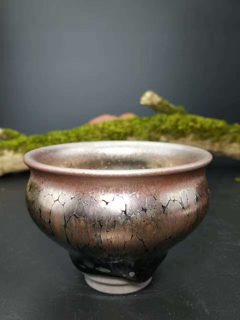 吳德興玉蘭杯：口7.6高5.7，油滴大而飽滿。