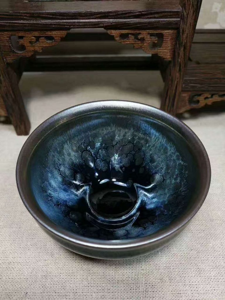 吳立主束口油滴盞：口8.2高5