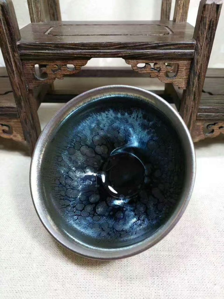 吳立主束口油滴盞：口8.2高5