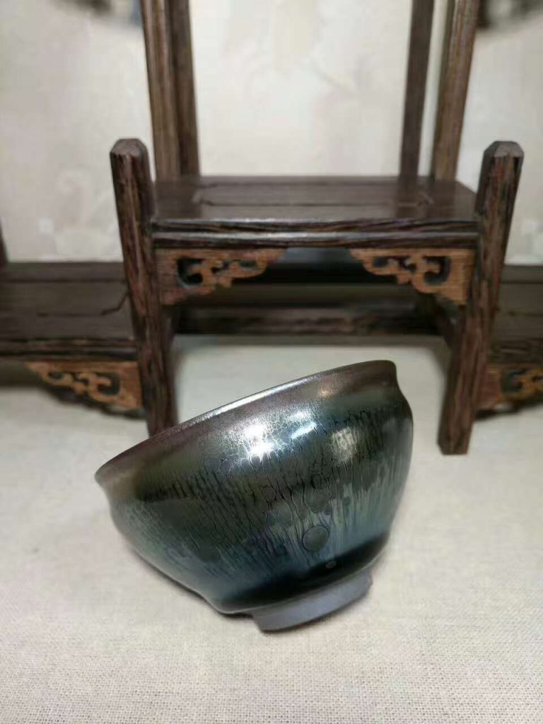 吳立主束口油滴盞：口8.2高5