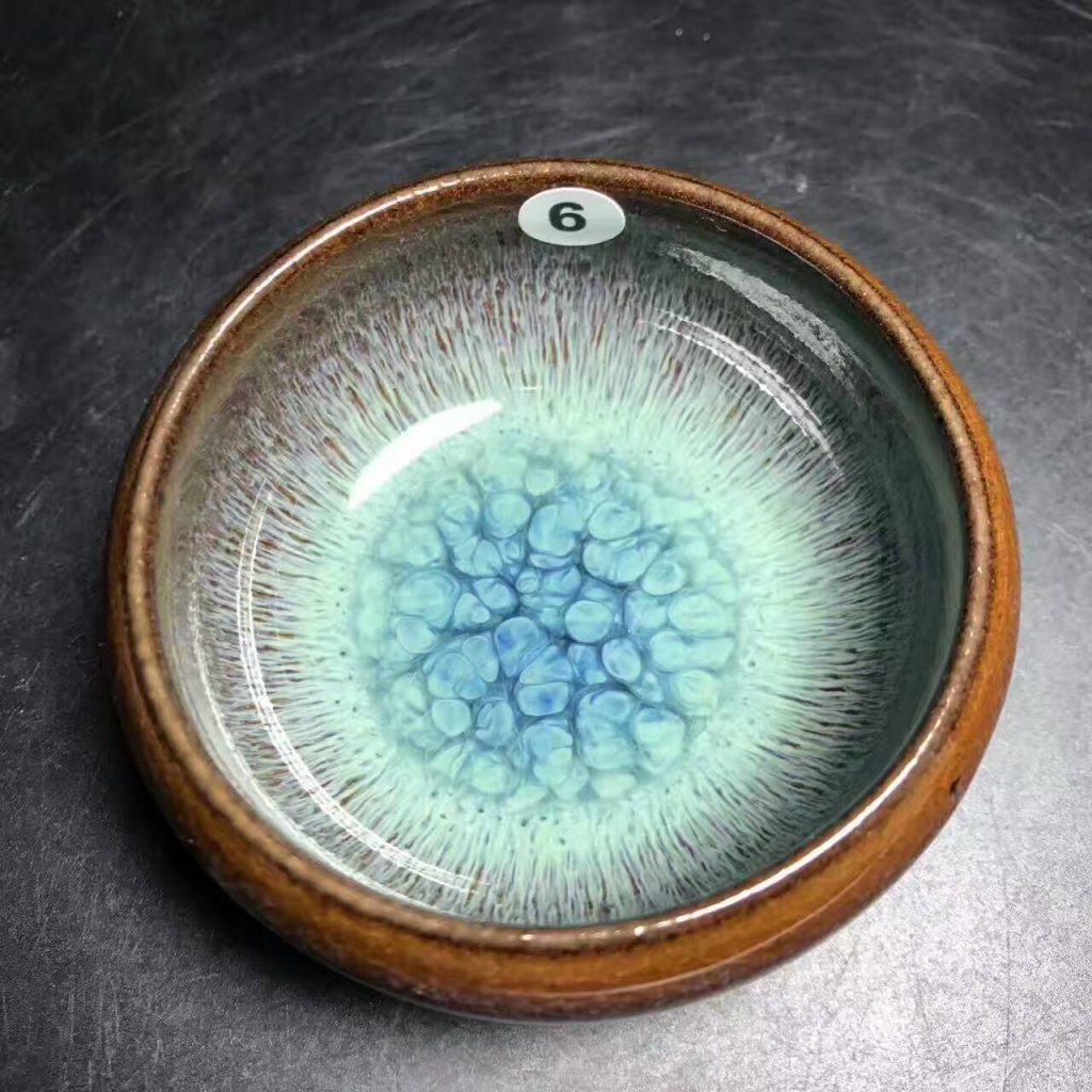 吳周君師傅，綠豪冰裂紋特色盞，口徑7肚大8高4.1