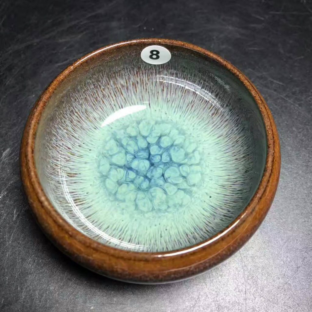 吳周君師傅，綠豪冰裂紋特色盞，口徑7肚大8高4.1