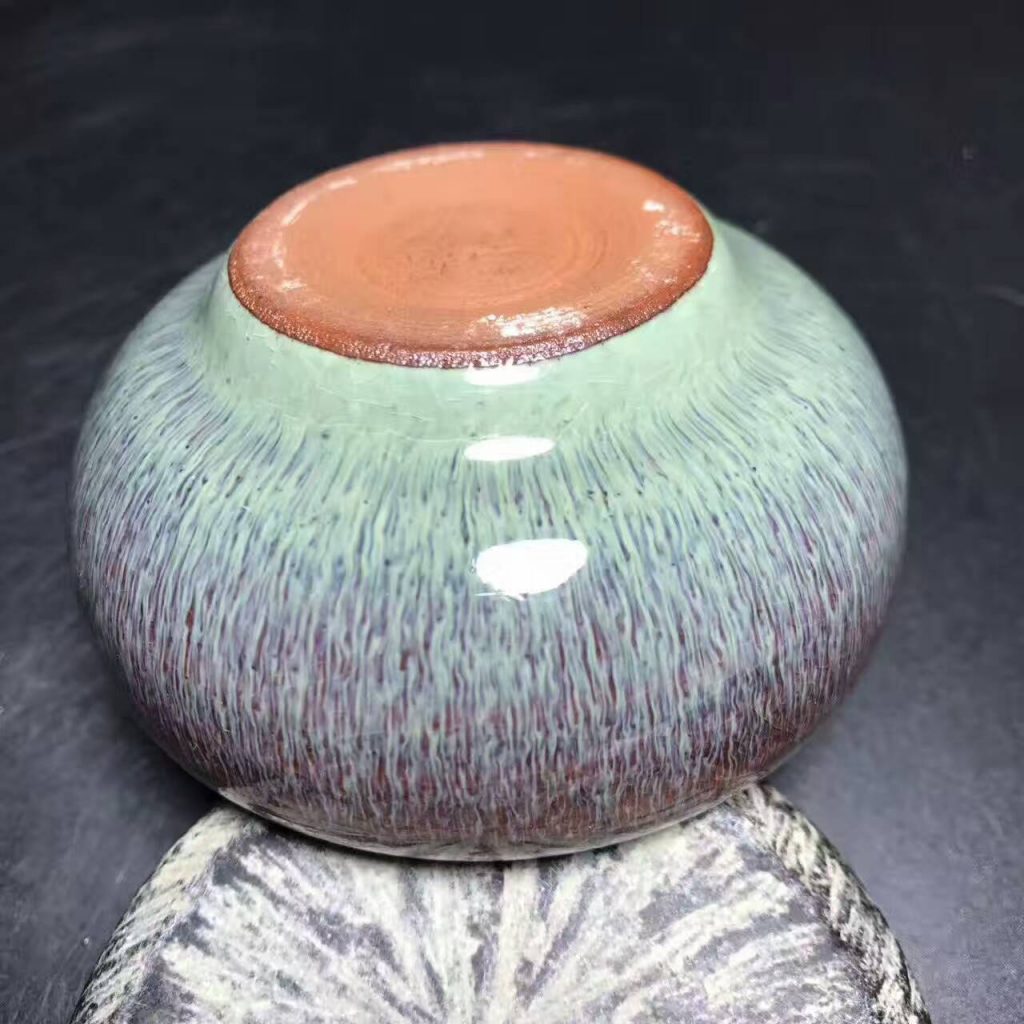 吳周君師傅，綠豪冰裂紋特色盞，口徑7肚大8高4.1