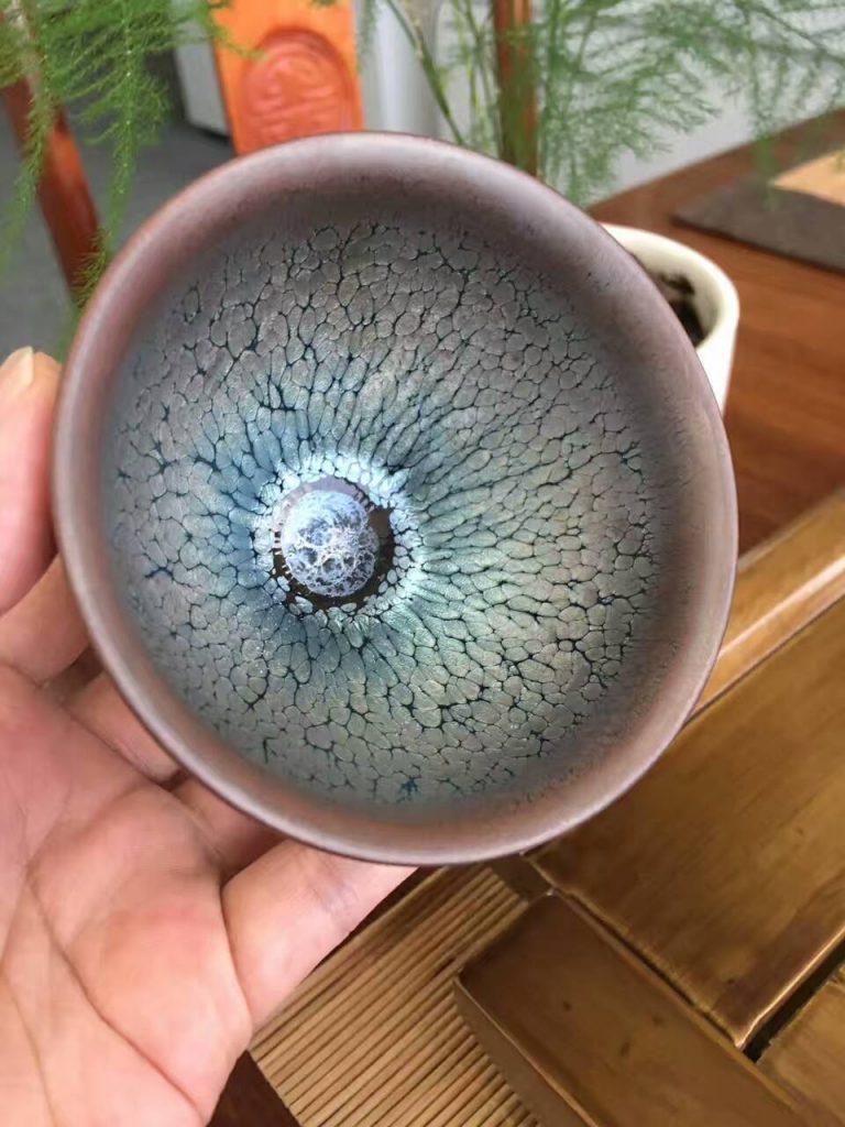 邱華忠老師束口鷓鴣斑油滴盞，口徑9公分，高5.4公分