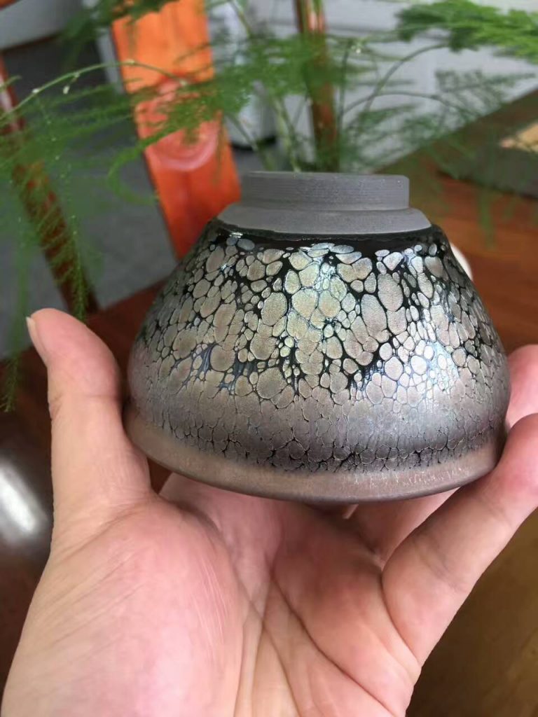 邱華忠老師束口鷓鴣斑油滴盞，口徑9公分，高5.4公分