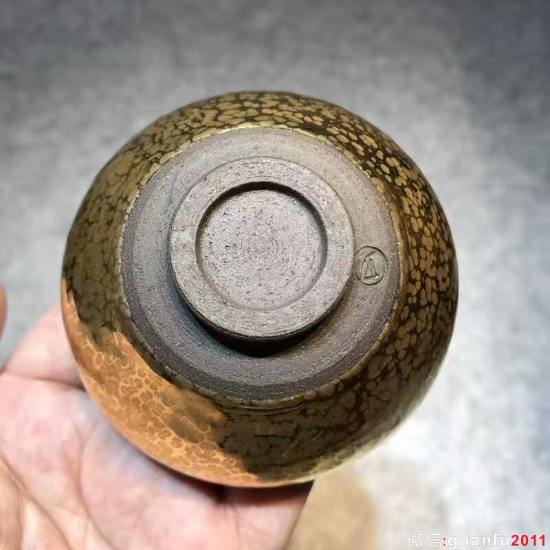 張中欽大師，精品龍鱗金油滴，口徑8.7高4.6