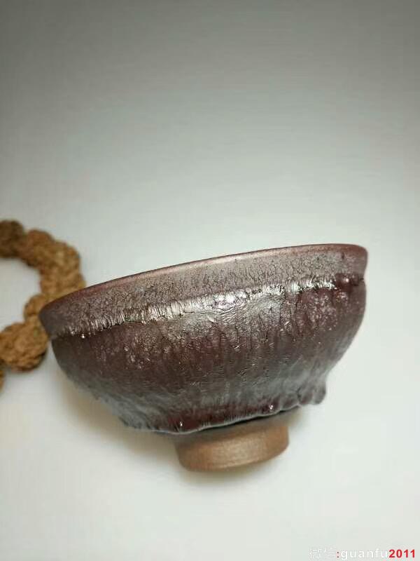 李昌海 彩斑：口8.9高4.7