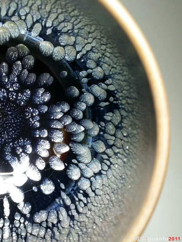 闕梅嬌“般若”：口7高6，純手制。