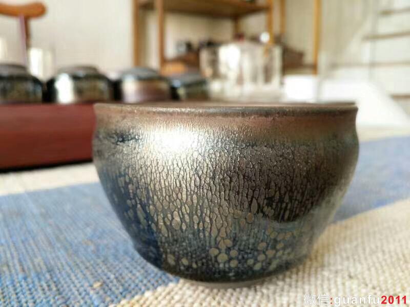 闕梅嬌師傅全手工束口香爐油滴盞：口9高6，沉穩(wěn)大氣。