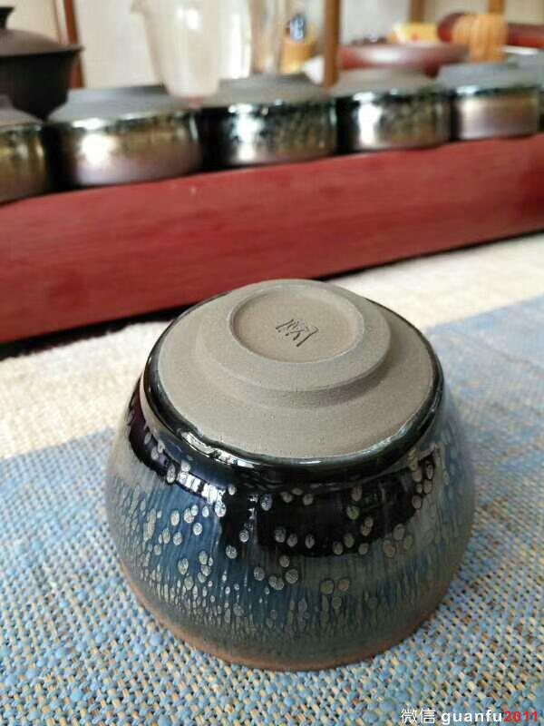 闕梅嬌師傅全手工束口香爐油滴盞：口9高6，沉穩(wěn)大氣。