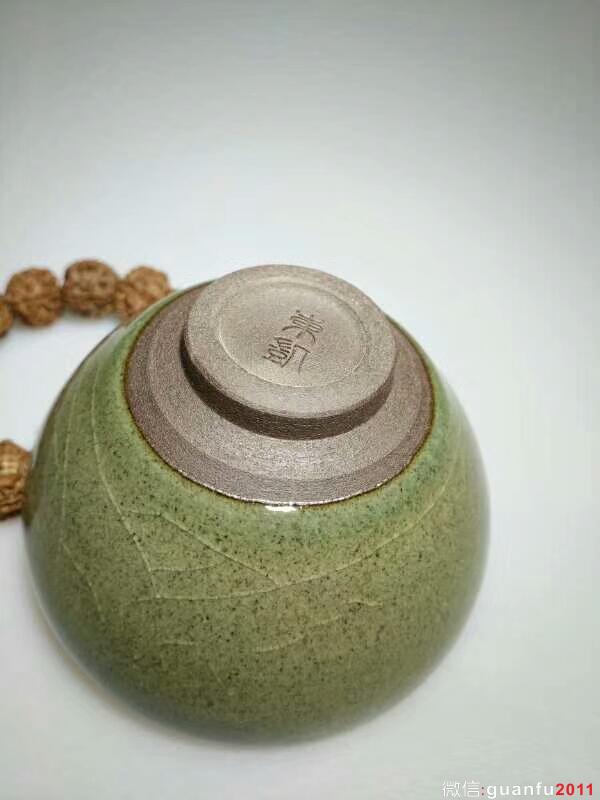 王東凱單色釉：口8.8高5，?；悦妗? alt=