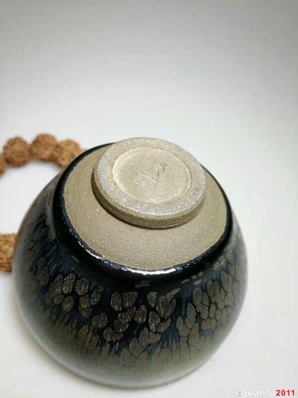 陳慧敏“羽鱗”：口8.7高5.6，油滴飽滿。