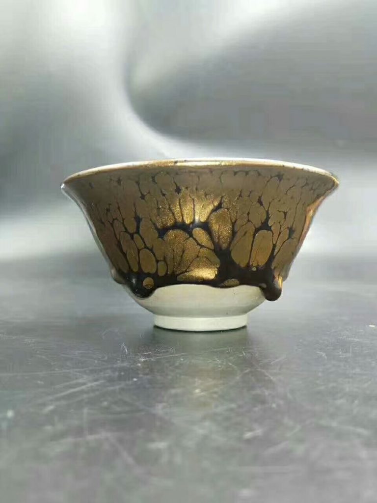 黃美金 撇口金油滴：9.8*4.8