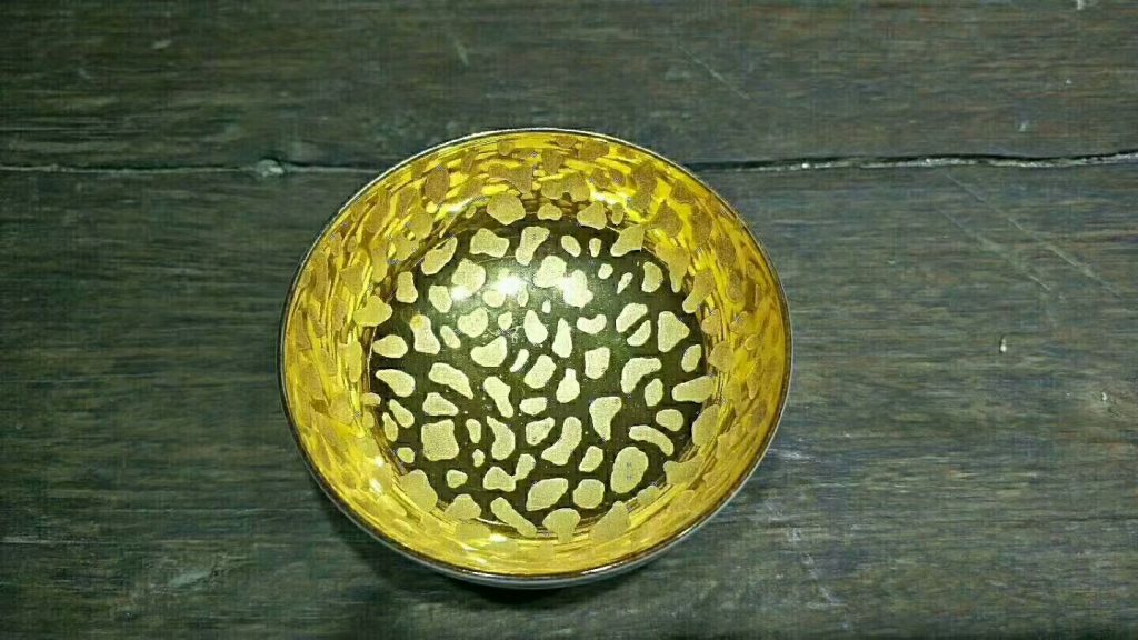 范澤鋒刻金釉：7.7*4.8