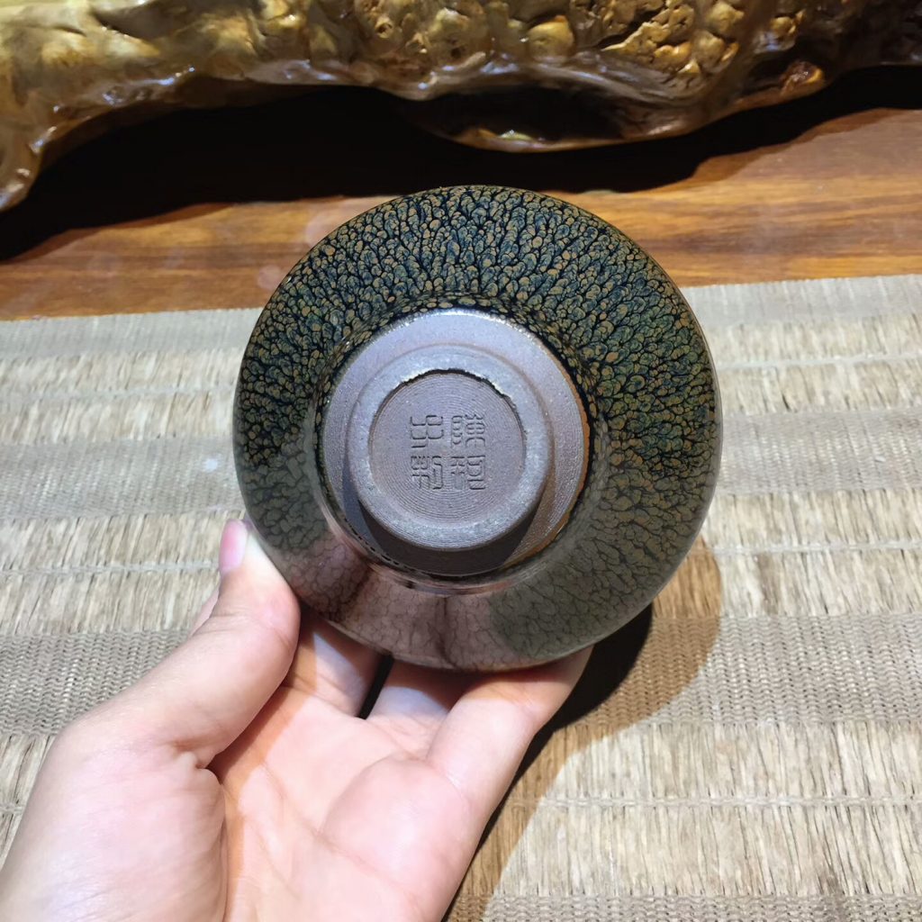 陳珂 菊花玉蘭杯：9.2*4.8