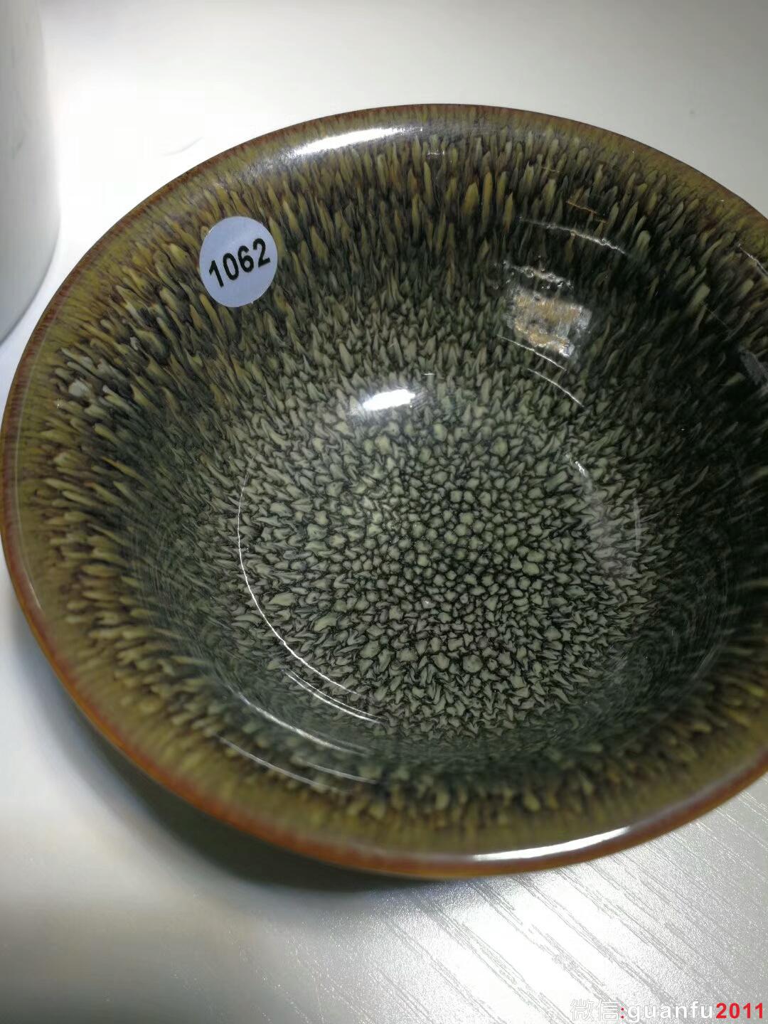 范澤鋒 孔雀開屏：口徑8.3*4