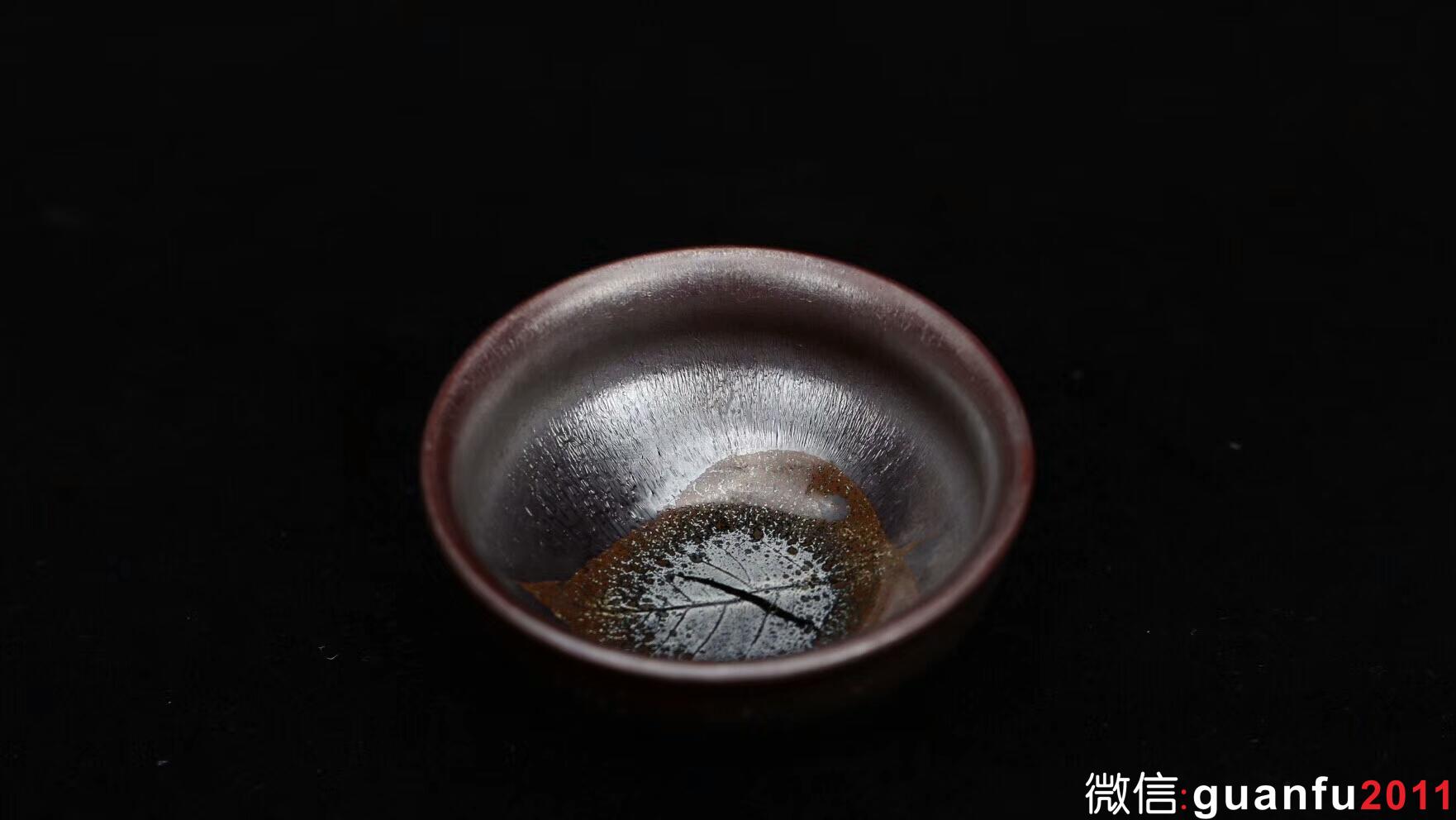 孫建興老師 虹彩木葉盞：口徑8.6*4.9