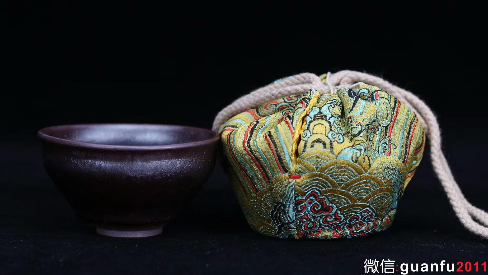 孫建興老師 虹彩木葉盞：口徑8.6*4.9