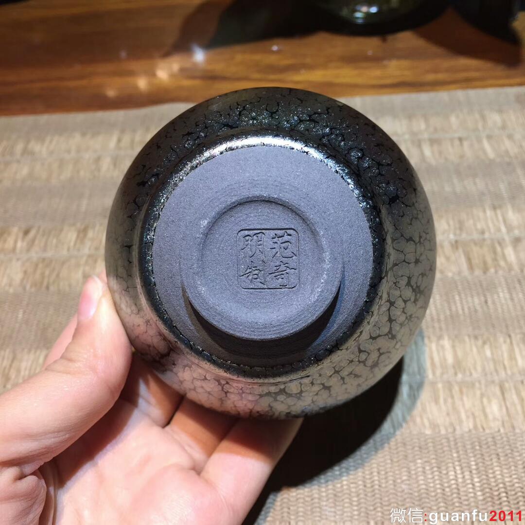 范奇明老師 油滴束口盞：口徑9*5.3
