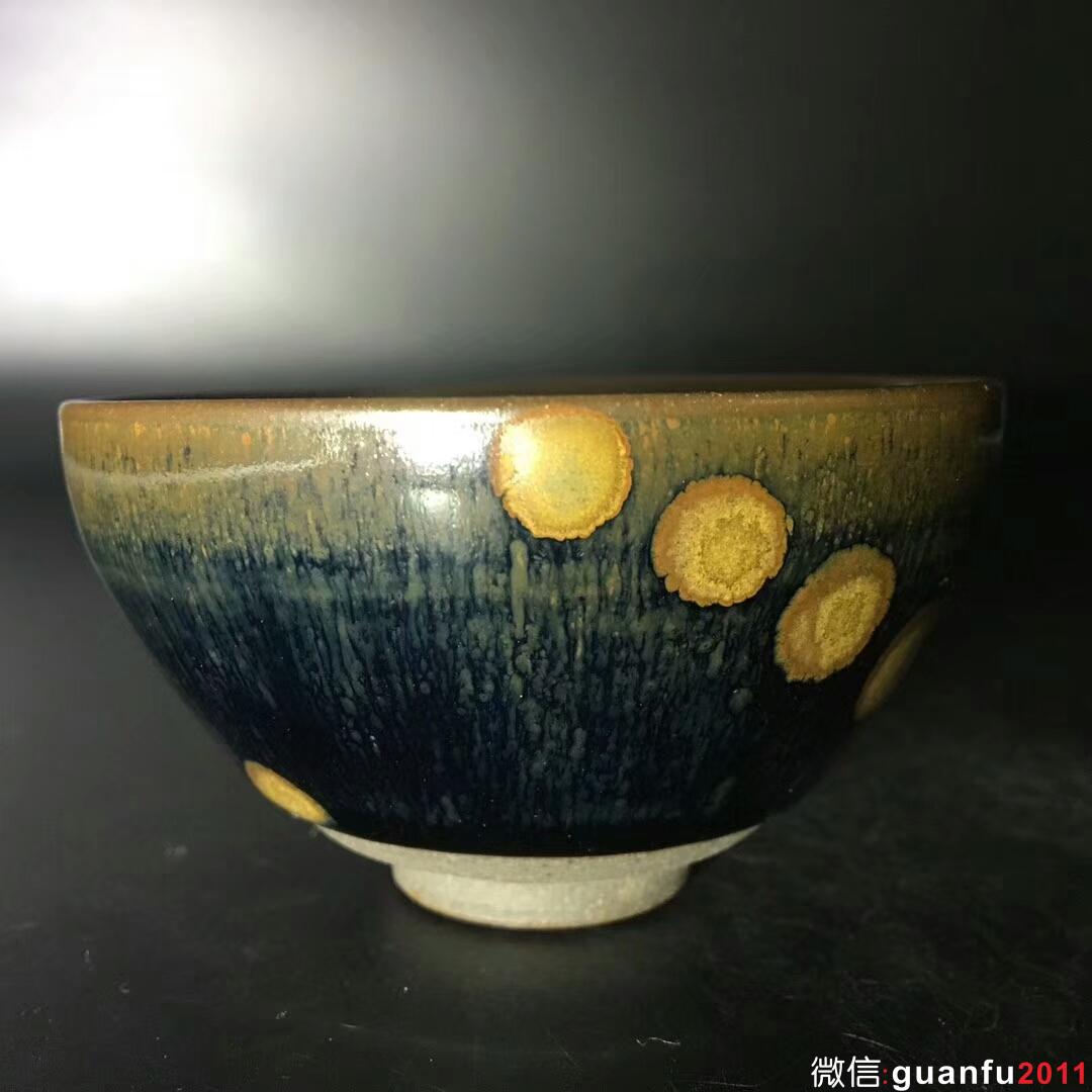 呂竹興師傅 特色盞黃金甲系列：口徑8.8*5