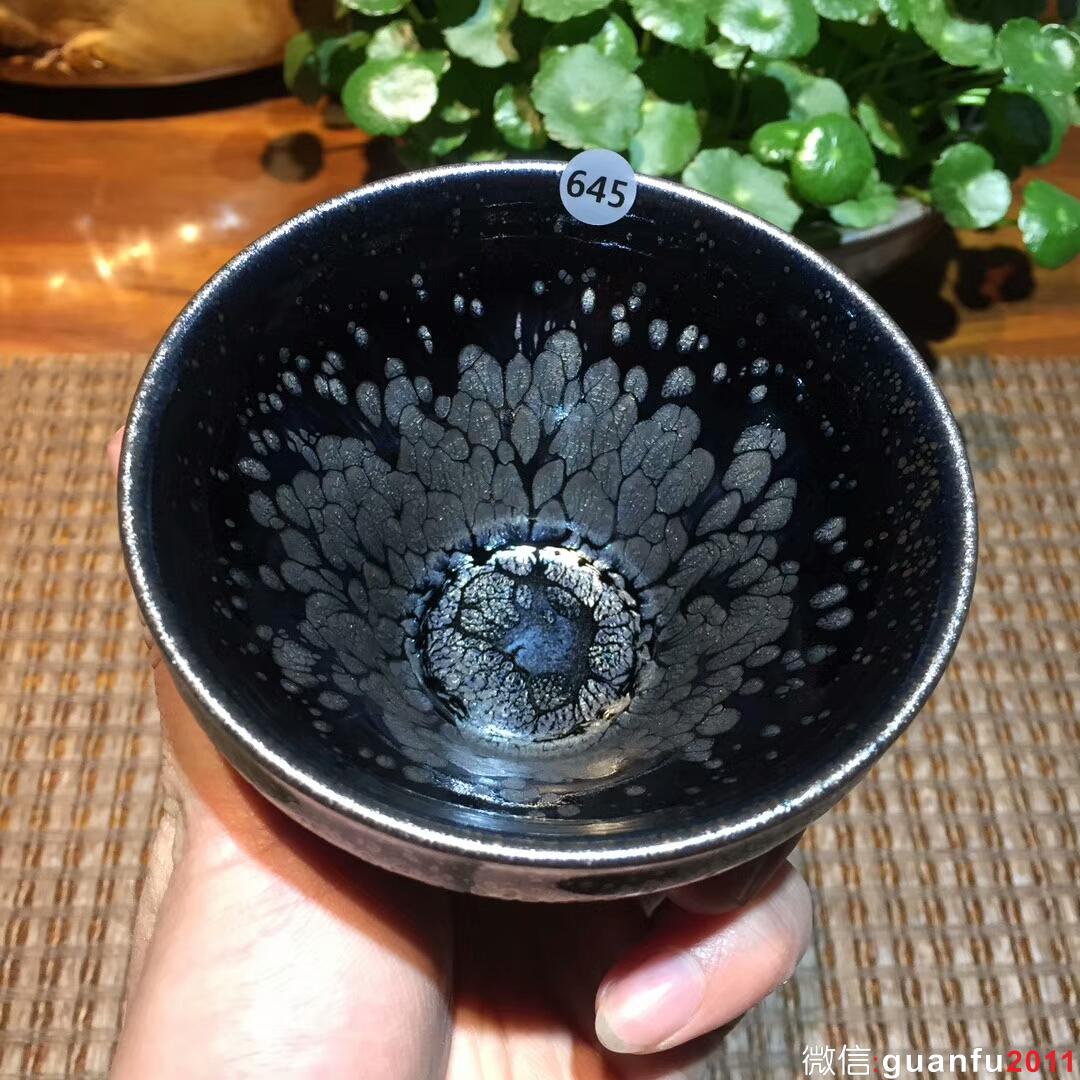 闕梅嬌老師 黑底銀滴 鷓鴣斑樽杯：口徑9.5*5.8