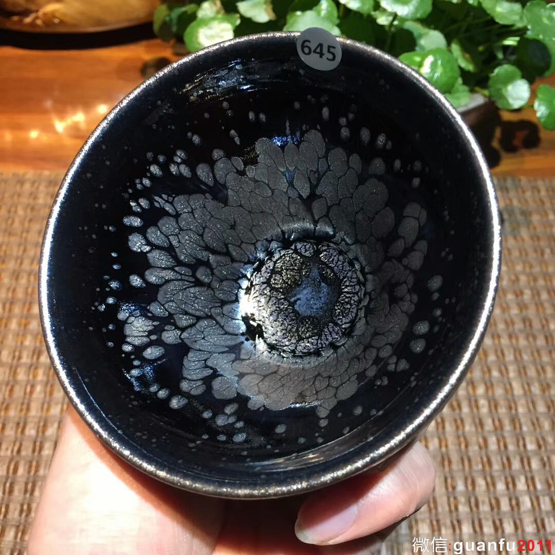 闕梅嬌老師 黑底銀滴 鷓鴣斑樽杯：口徑9.5*5.8