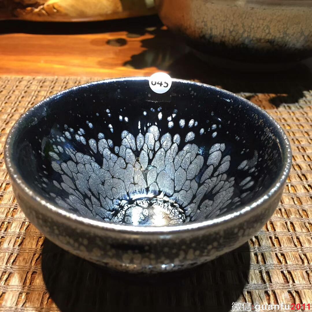 闕梅嬌老師 黑底銀滴 鷓鴣斑樽杯：口徑9.5*5.8