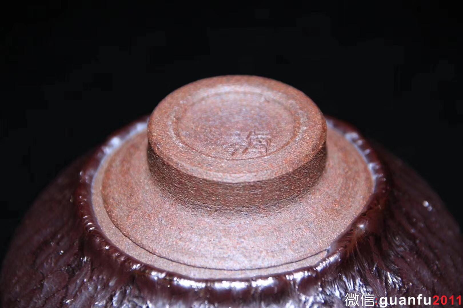 李昌海老師 作品 :銀星 【規(guī)格】9 x 4.8 cm