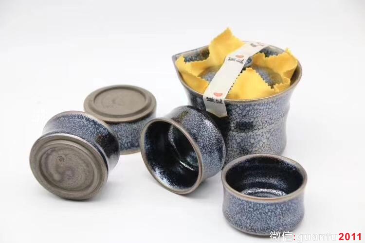 作者：蘇天培 作品：星光油滴套組   1＊4