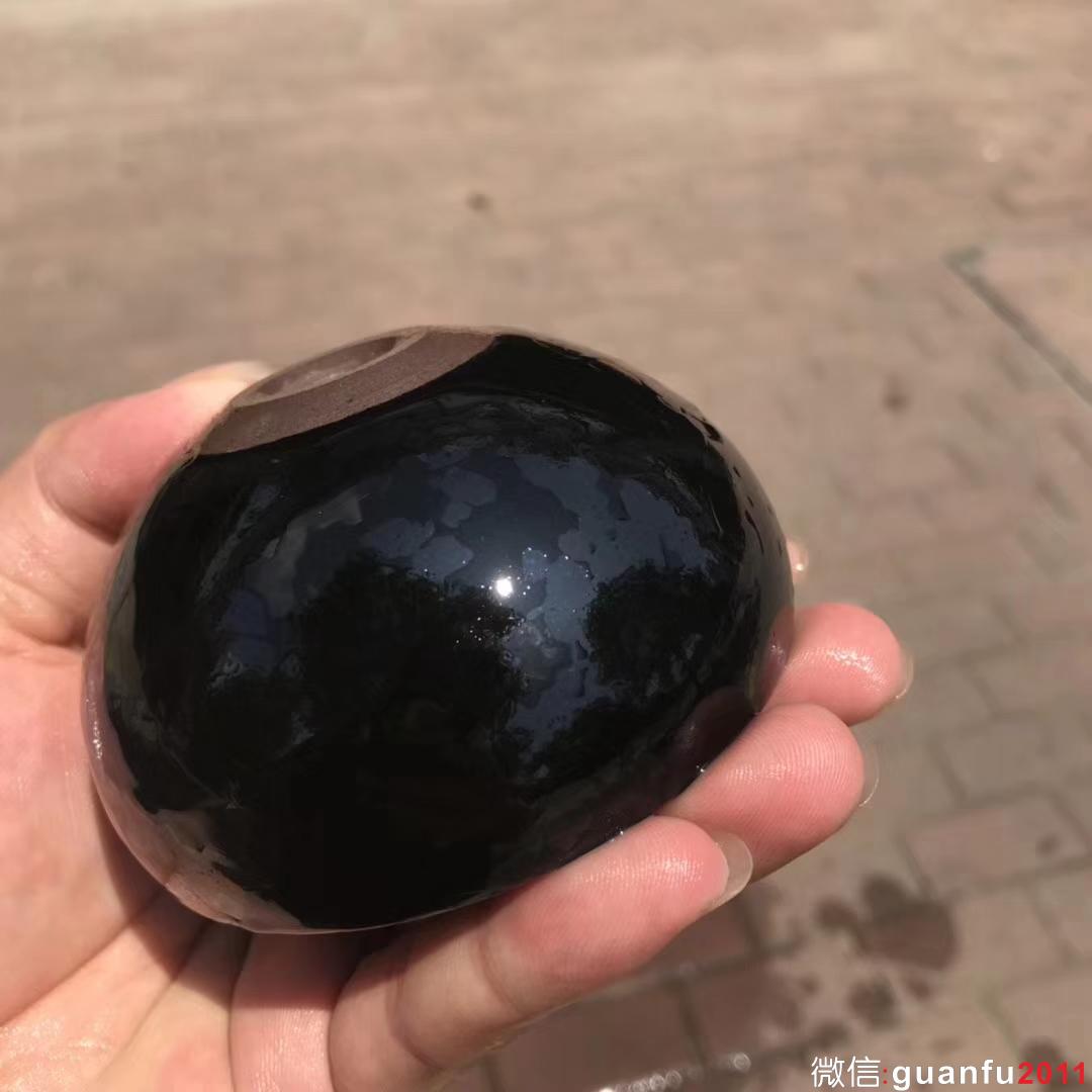 張中欽老師作品:一葉菩提、黑釉金木葉 禪定