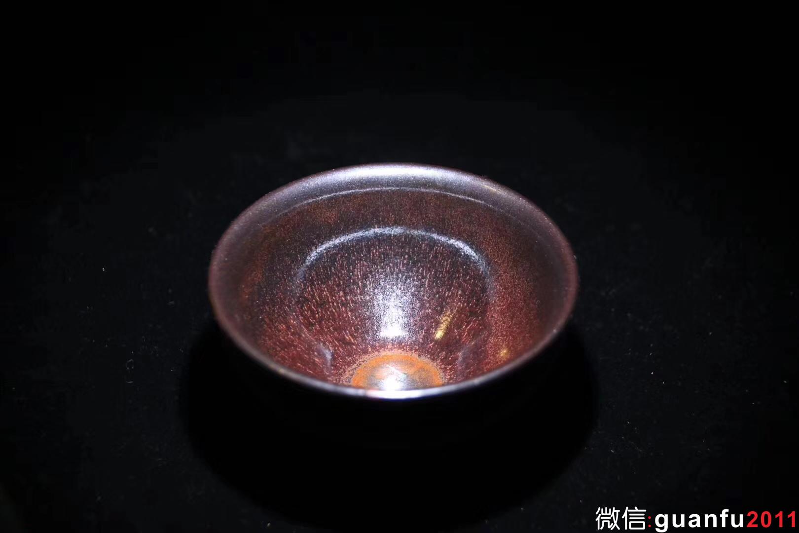 【作者】李遠(yuǎn)興老師 作品 【品名】柴燒 【規(guī)格】9.5 x 5.8 cm 【品相】全品無暇 【材質(zhì)】鐵胎，天然礦釉 【產(chǎn)地】建陽·水吉