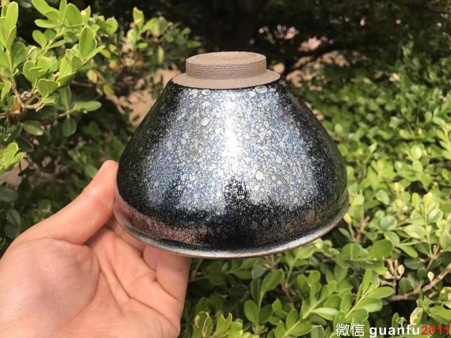 作者：李昌海老師  作品：踏雪  大器 口徑：12.8 cm*7.3cm