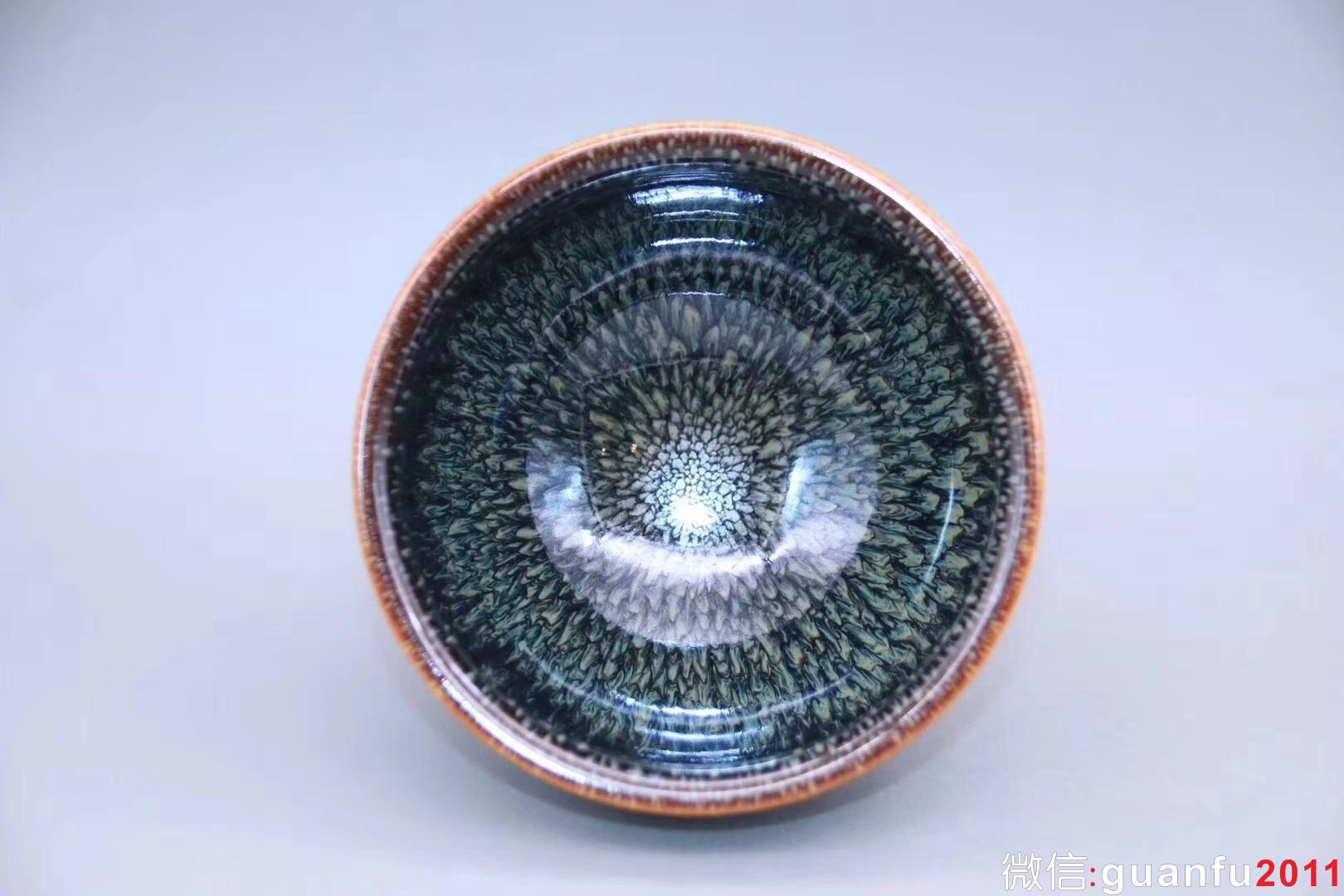 范澤鋒老師作品:束口螺旋紋?孔雀開屏、完美無暇精品，9.8cm 6.2cm