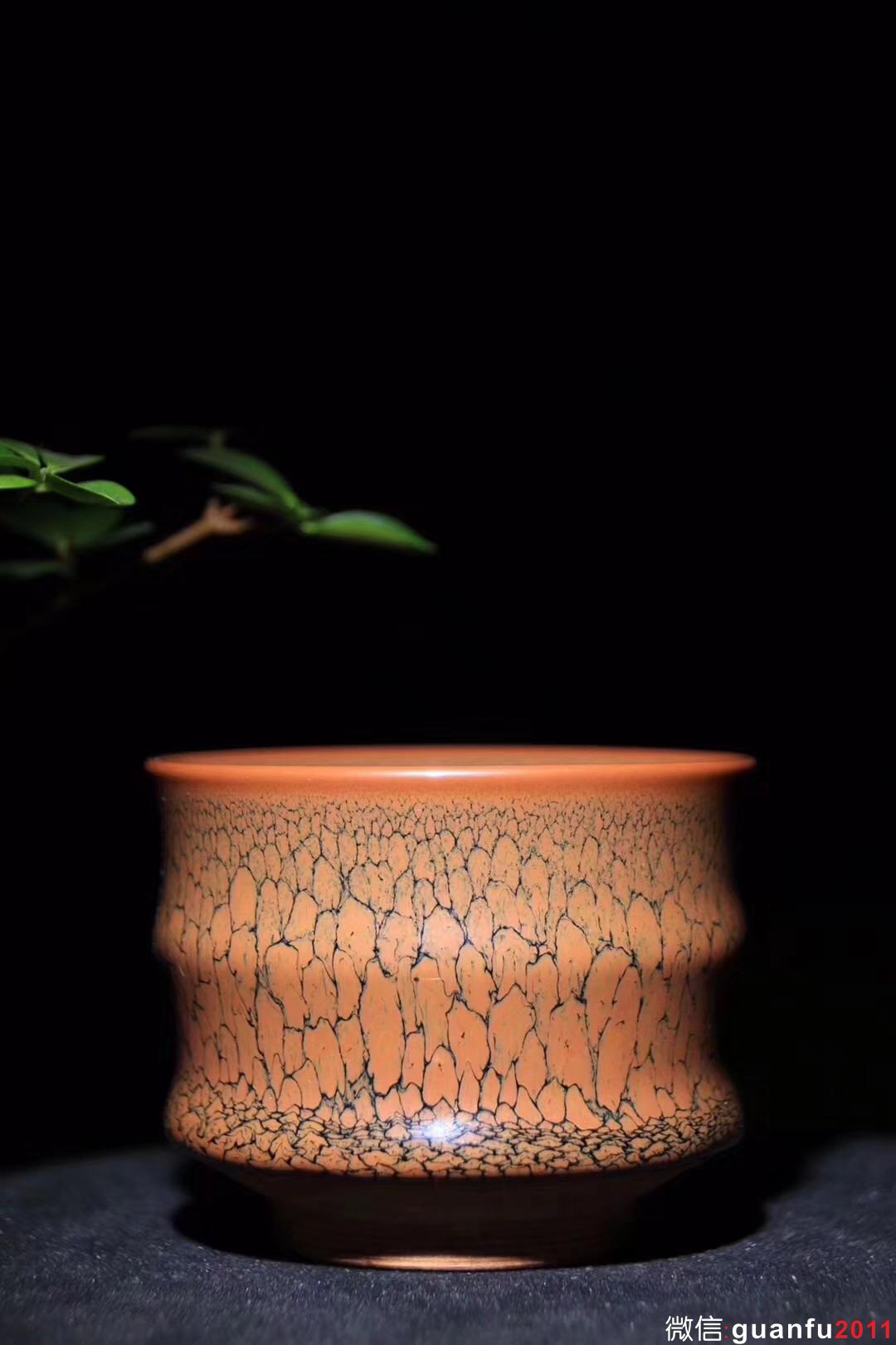 【作者】陳大鵬老師 作品【品名】黃鷓鴣 竹節(jié)杯【規(guī)格】8 x 6.5 cm 【制作】落款配證書 【品相】全品無暇【材質(zhì)】鐵胎，天然礦釉【產(chǎn)地】建陽·水吉【燒制溫度】1300度