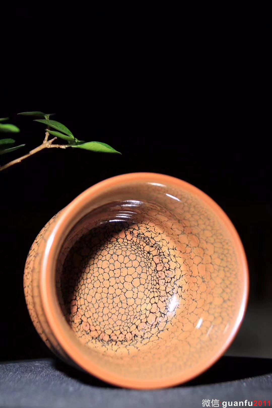 【作者】陳大鵬老師 作品【品名】黃鷓鴣 竹節(jié)杯【規(guī)格】8 x 6.5 cm 【制作】落款配證書 【品相】全品無暇【材質(zhì)】鐵胎，天然礦釉【產(chǎn)地】建陽·水吉【燒制溫度】1300度