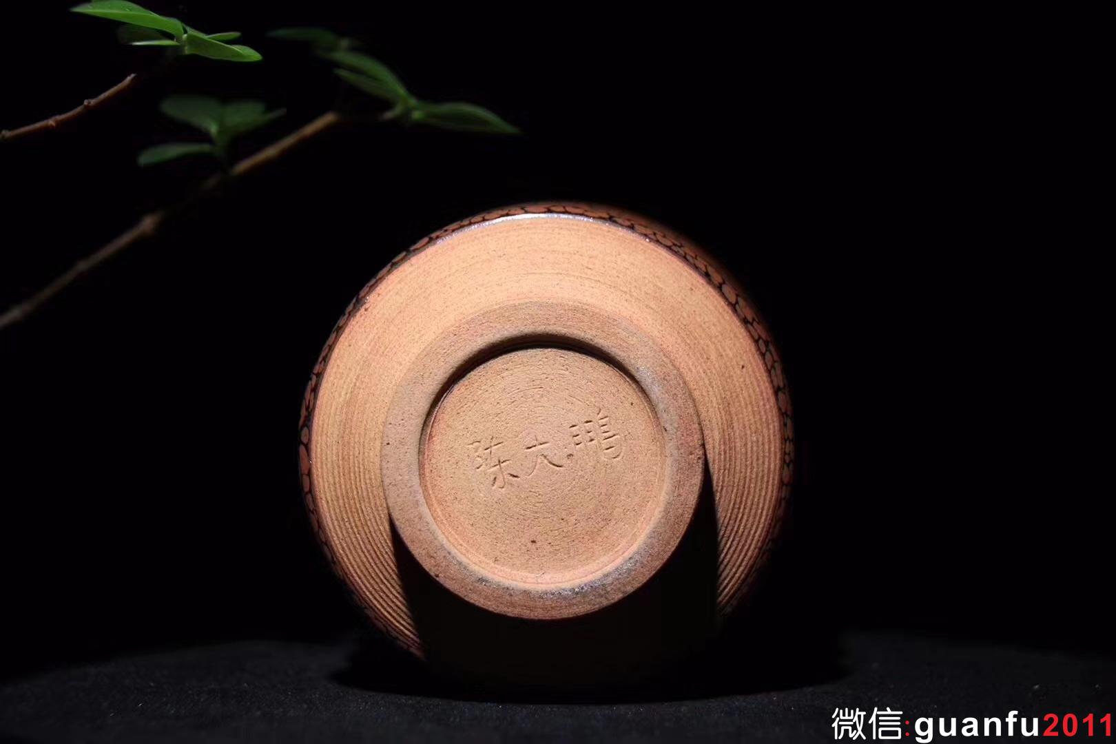 【作者】陳大鵬老師 作品【品名】黃鷓鴣 竹節(jié)杯【規(guī)格】8 x 6.5 cm 【制作】落款配證書 【品相】全品無暇【材質(zhì)】鐵胎，天然礦釉【產(chǎn)地】建陽·水吉【燒制溫度】1300度