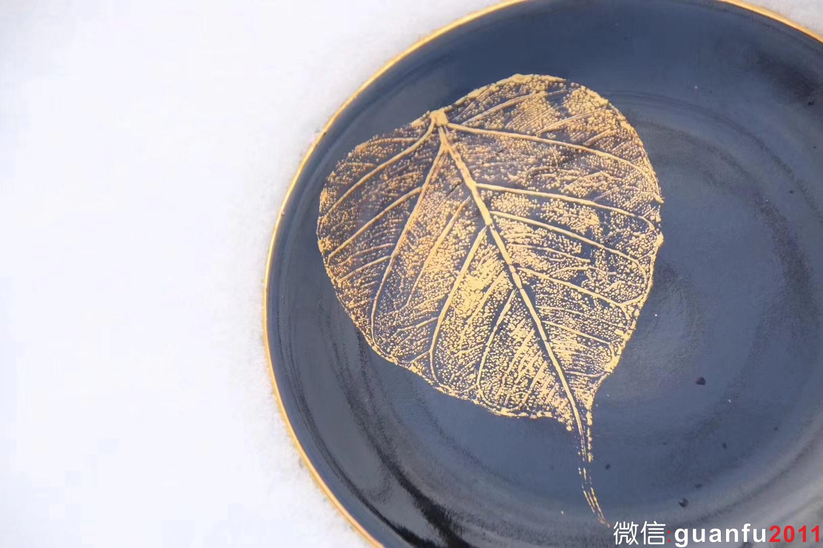 范澤鋒-老師 金木葉 （金邊）壺承 尺寸：15.8X2 一葉一菩提