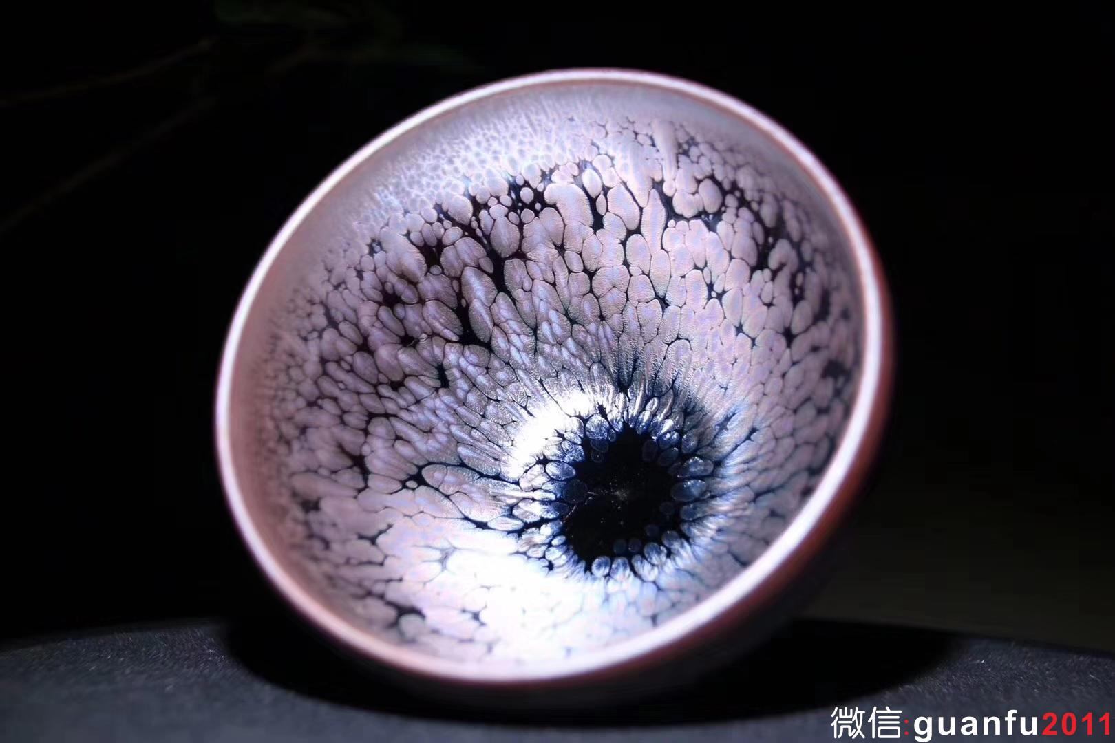 【作者】李昌海老師 作品 【品名】彩華-鷓鴣斑 【規(guī)格】9 x 5.8 cm  【制作】落款配證書(shū)  【品相】全品無(wú)暇 【材質(zhì)】鐵胎，天然礦釉 【產(chǎn)地】建陽(yáng)·水吉 【燒制溫度】1300度