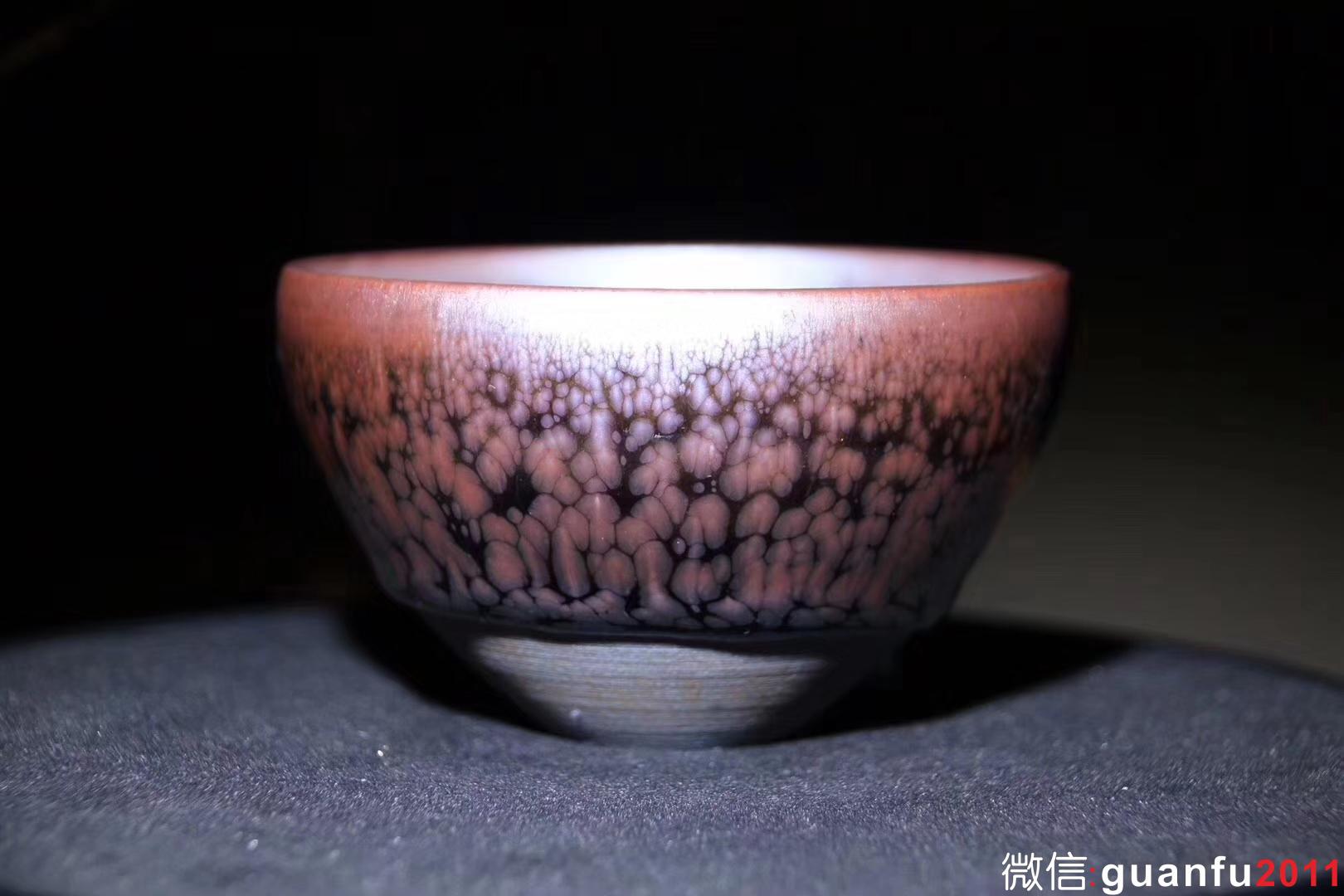 【作者】李昌海老師 作品 【品名】彩華-鷓鴣斑 【規(guī)格】9 x 5.8 cm  【制作】落款配證書(shū)  【品相】全品無(wú)暇 【材質(zhì)】鐵胎，天然礦釉 【產(chǎn)地】建陽(yáng)·水吉 【燒制溫度】1300度
