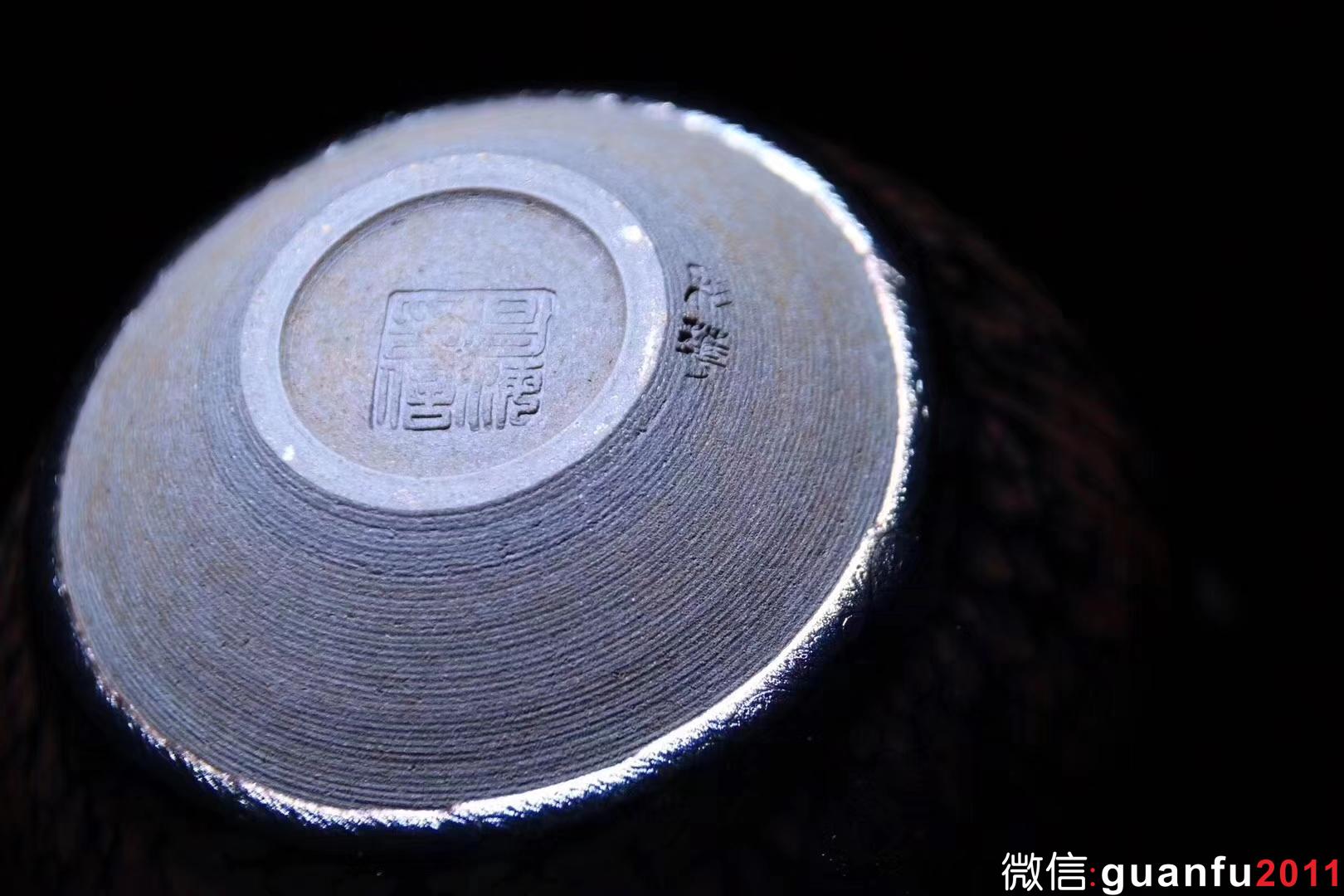 【作者】李昌海老師 作品 【品名】彩華-鷓鴣斑 【規(guī)格】9 x 5.8 cm  【制作】落款配證書(shū)  【品相】全品無(wú)暇 【材質(zhì)】鐵胎，天然礦釉 【產(chǎn)地】建陽(yáng)·水吉 【燒制溫度】1300度