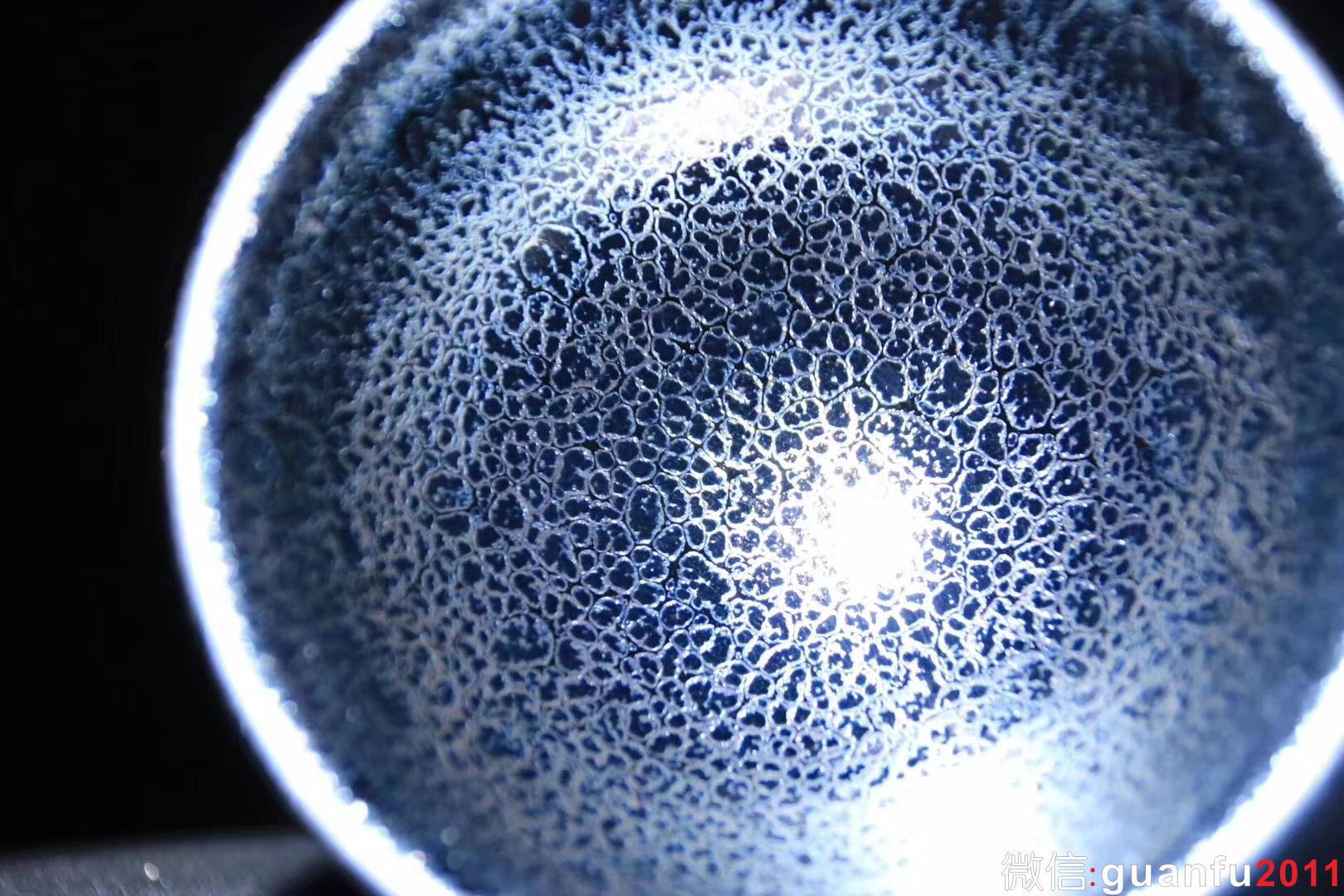 【作者】陳葉琦老師 作品 【品名】天眼 【規(guī)格】9 x 4.5 cm  【制作】落款配證書  【品相】全品無暇 【材質(zhì)】鐵胎，天然礦釉 【產(chǎn)地】建陽·水吉 【燒制溫度】1300度