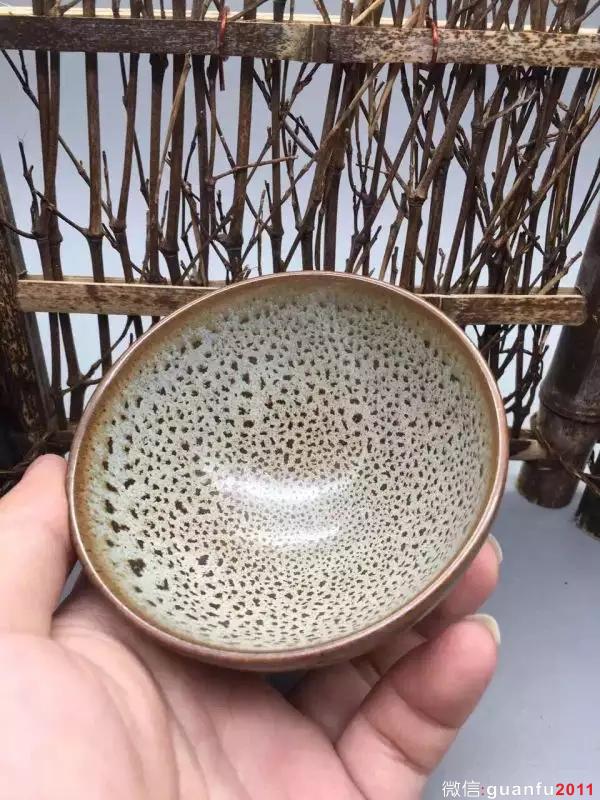 范澤鋒老師 天目油滴茶盞 口徑：8.8高：5.5