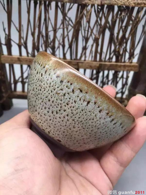 范澤鋒老師 天目油滴茶盞 口徑：8.8高：5.5