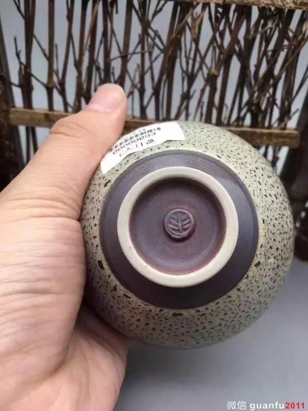 范澤鋒老師 天目油滴茶盞 口徑：8.8高：5.5