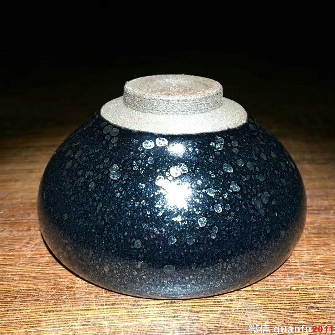 踏雪～盞內(nèi)外雪花四濺 李昌海師傅作品，口徑8.8肚大9.3高4.8