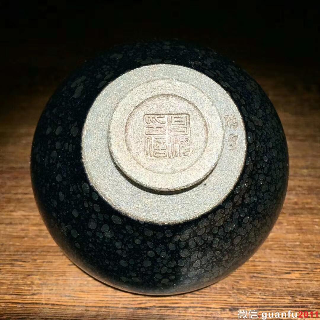 踏雪～盞內(nèi)外雪花四濺 李昌海師傅作品，口徑8.8肚大9.3高4.8